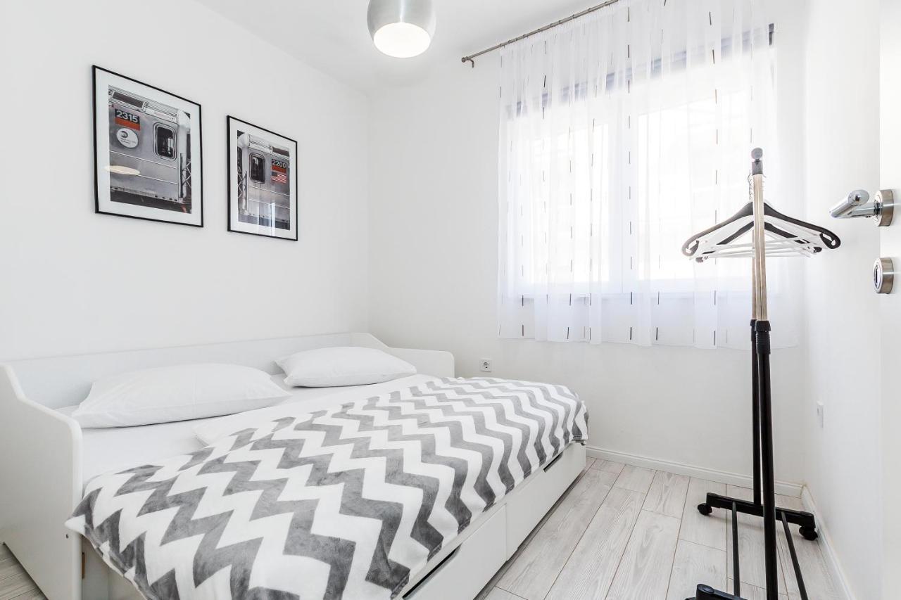Apartments Tanya Sibenik Bagian luar foto